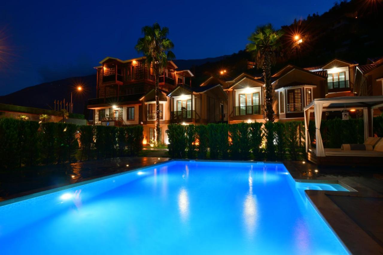 Villa Da Otel Artvin Buitenkant foto