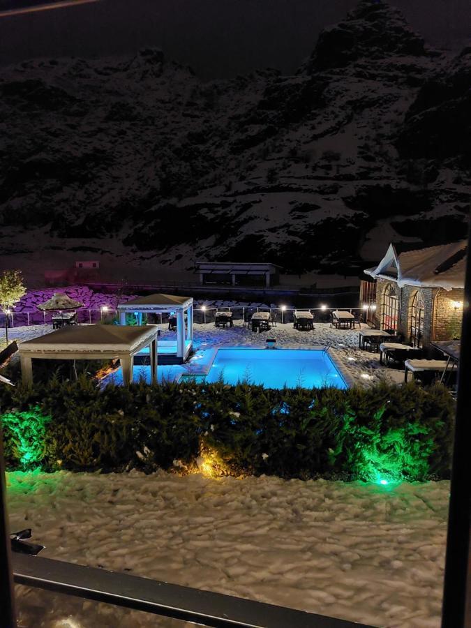 Villa Da Otel Artvin Buitenkant foto