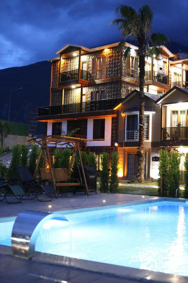 Villa Da Otel Artvin Buitenkant foto