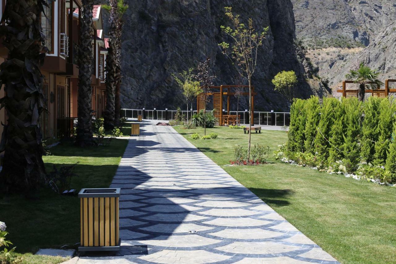 Villa Da Otel Artvin Buitenkant foto