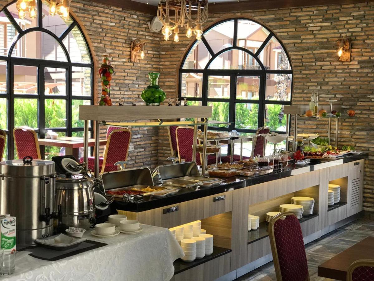 Villa Da Otel Artvin Buitenkant foto
