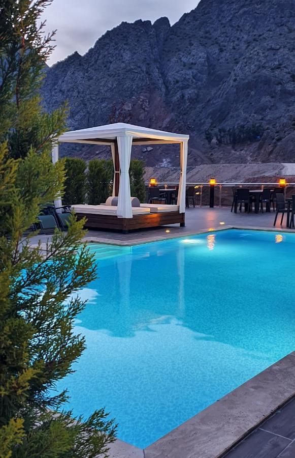Villa Da Otel Artvin Buitenkant foto