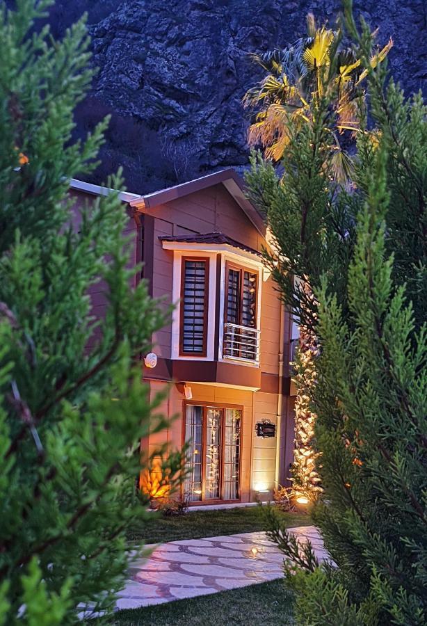 Villa Da Otel Artvin Buitenkant foto