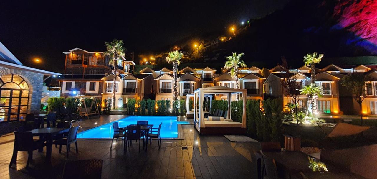 Villa Da Otel Artvin Buitenkant foto